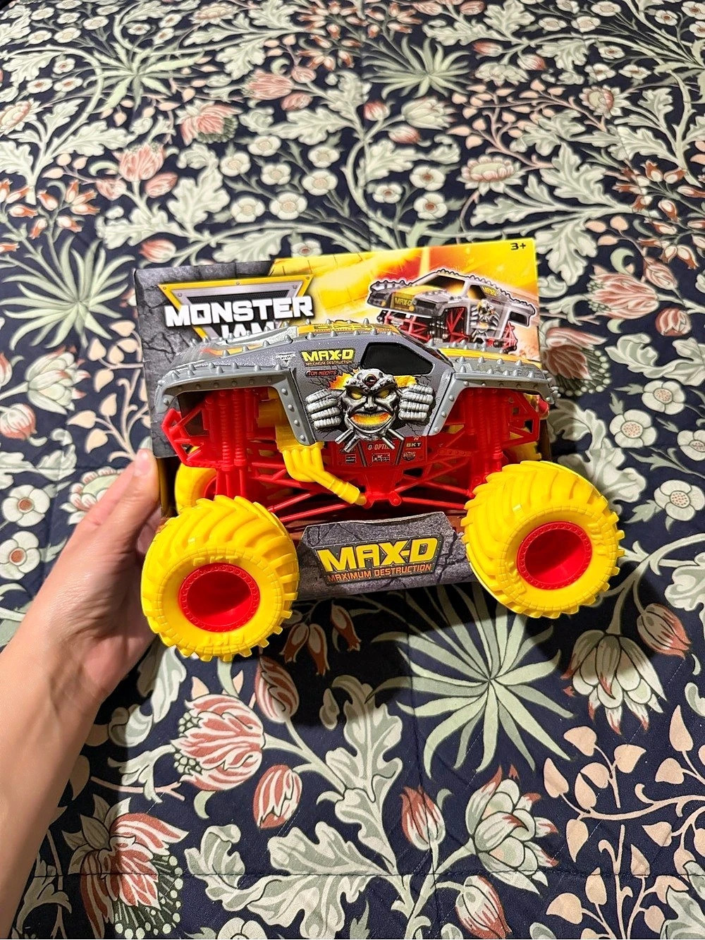 Monster Jam Max-D 1:24 Scale Die-Cast Monster Truck 1:24 Scale Monster Truck